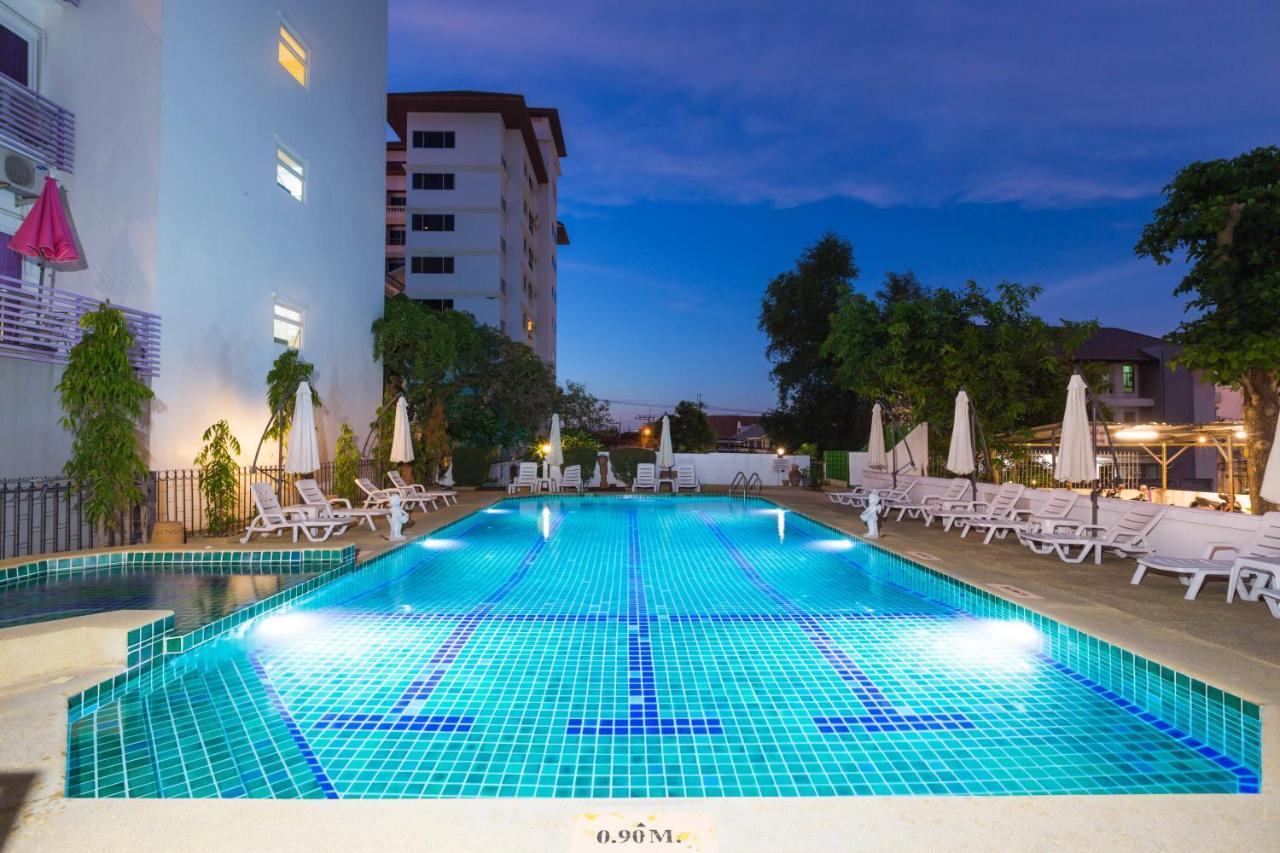 Hotel Zing Pattaya Exterior photo